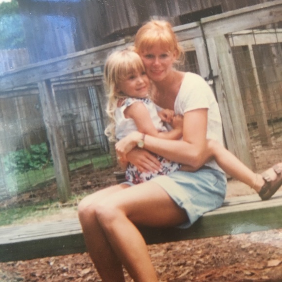 Meet your Posher, Laura - Picture 6 of 8